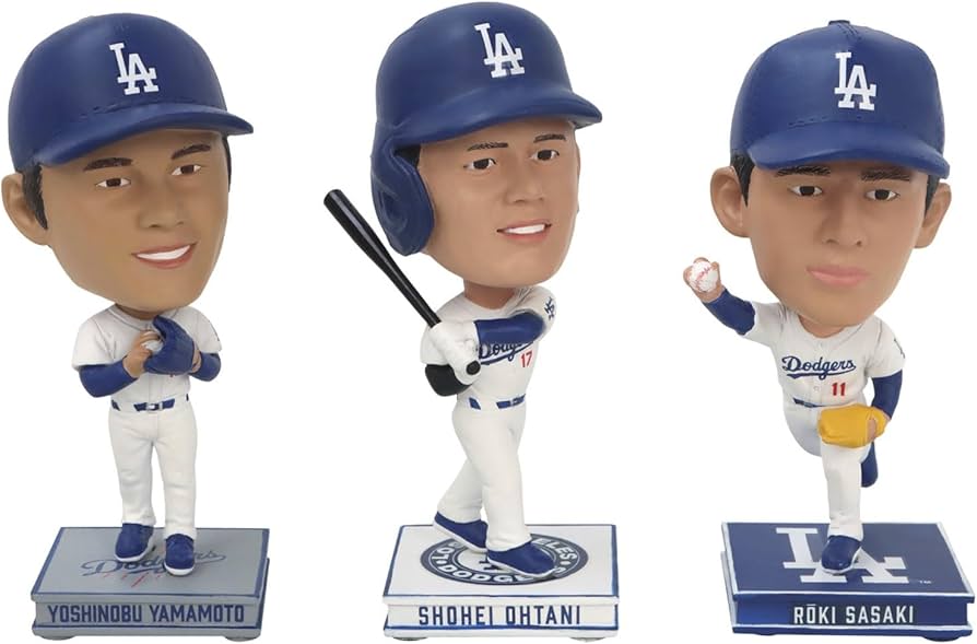 Amazon.co.jp: [世界5000個限定]ドジャース ボブルヘッド 3体セット