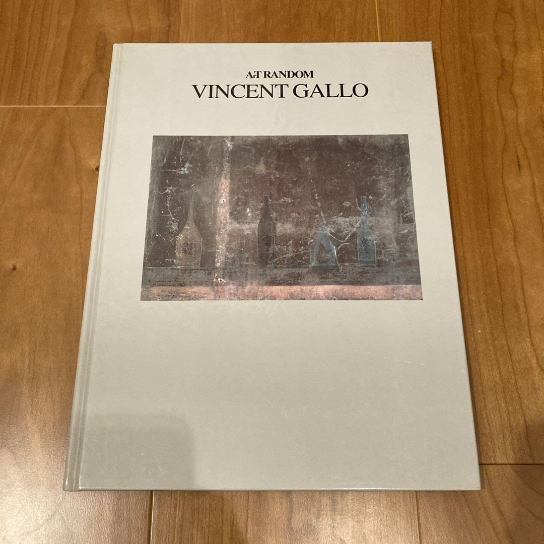 Amazon.co.jp: ART RANDOM VINCENT GALLO ヴィンセントギャロ 画集