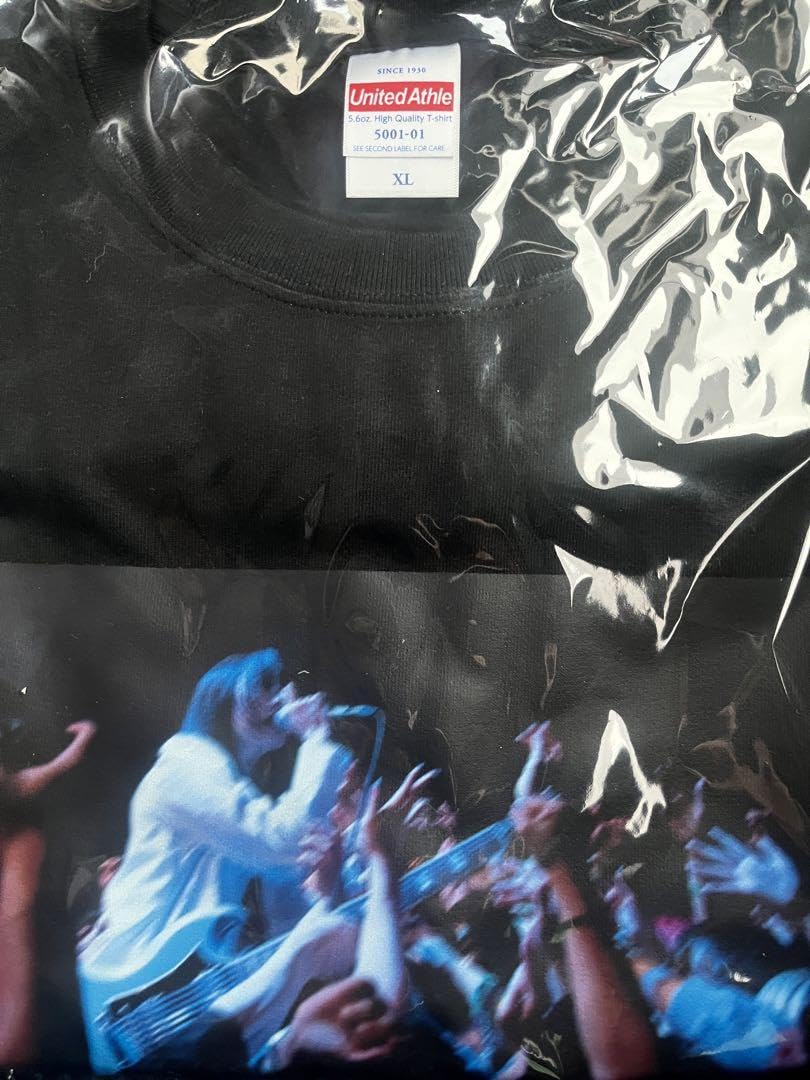 Amazon.co.jp: あのちゃん 僕のアイズフォト Tシャツ XLサイズ ホビー