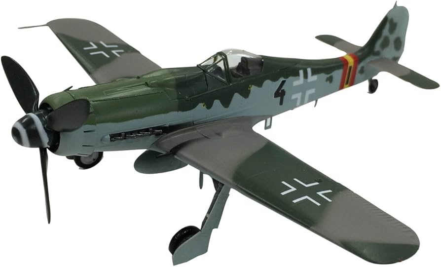 Amazon | 童友社 1/72 塗装済み完成品 フォッケウルフ Fw190D-9