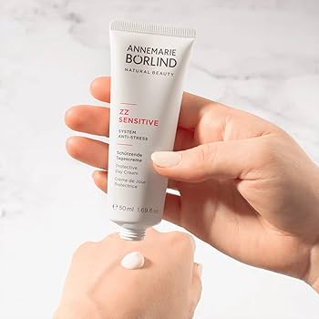 Amazon.com : ANNEMARIE BÖRLIND – ZZ SENSITIVE Protective Day Cream