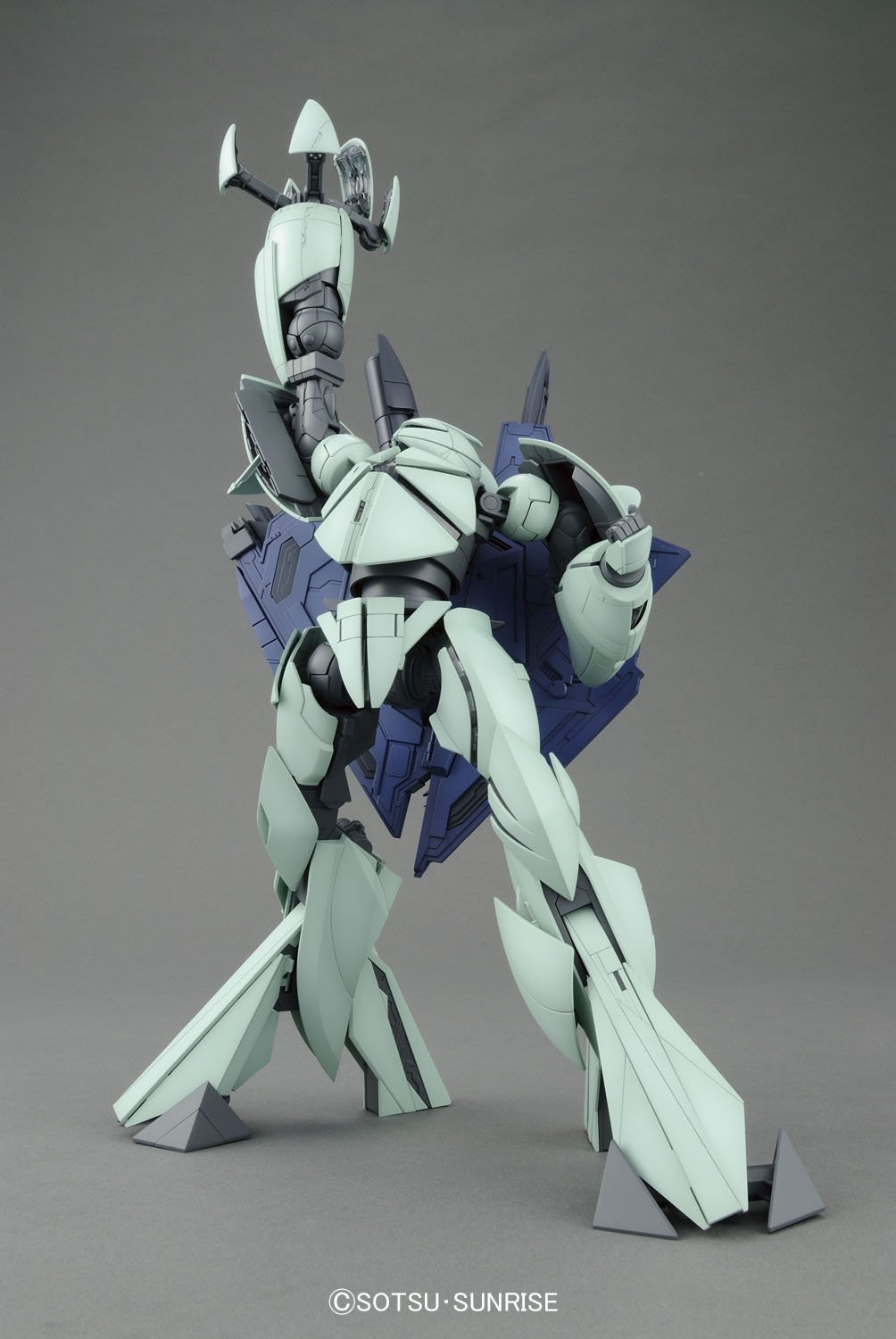 Amazon.com: Bandai Hobby MG Turn X Model Kit (1/100 Scale), Model