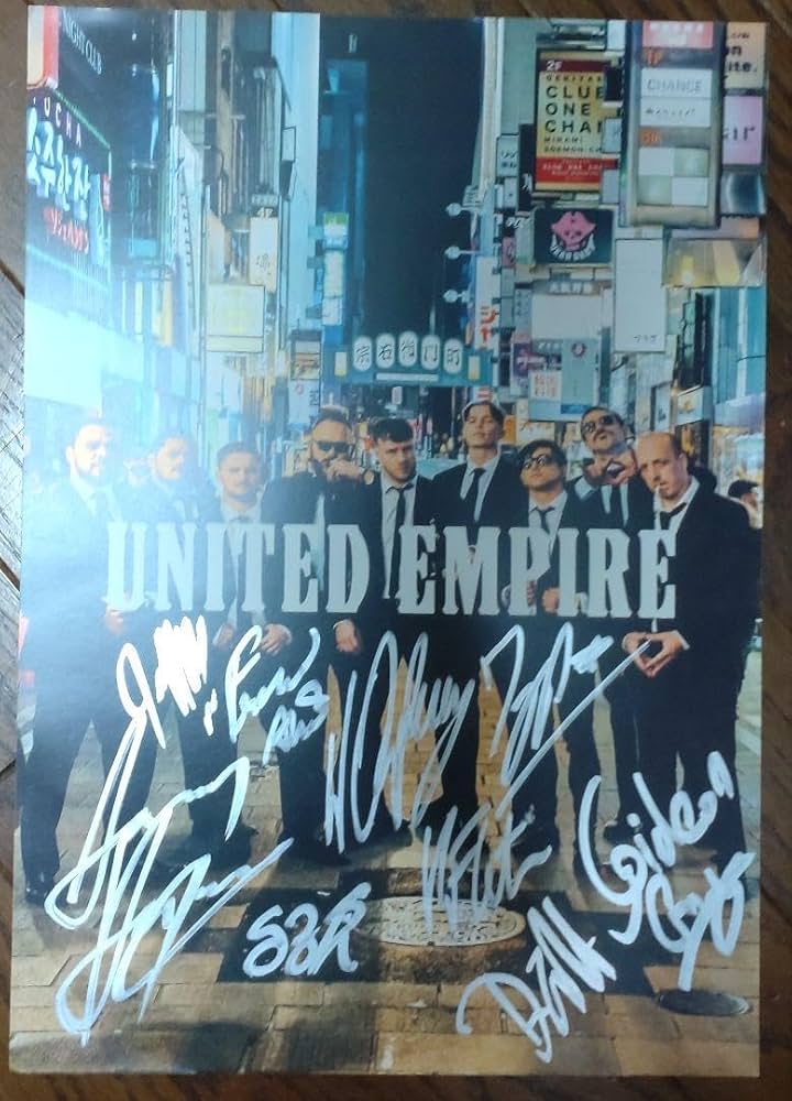 ユナイテッドエンパイアUNITED EMPIRE サイン入A3ポートレート