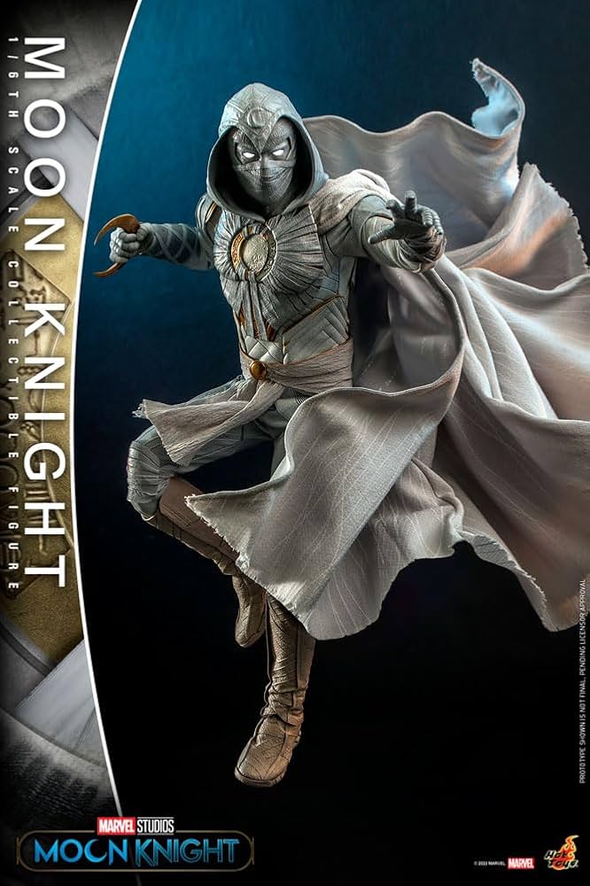 Amazon.com: Hot Toys Moon Knight Masterpiece Figurine 1/6 Moon