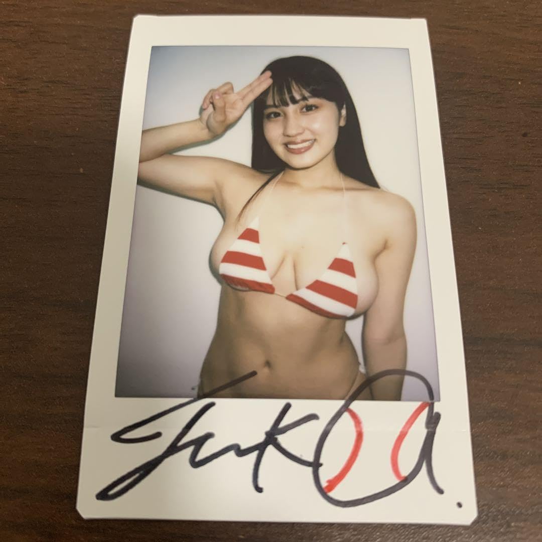 Amazon.co.jp: 花咲楓香 DVD 花咲く季節 直筆サイン入りチェキ : おもちゃ