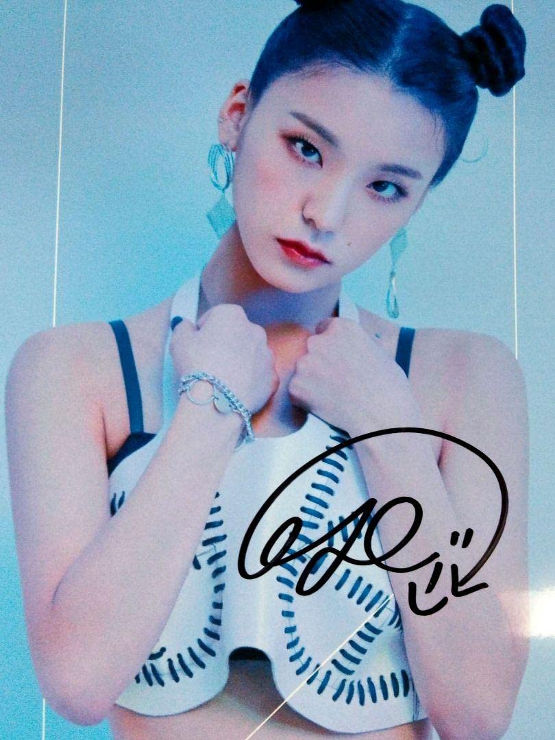 itzy Air イェジ 台湾 台北 直筆サイン入り トレカ itzy Air イェジ