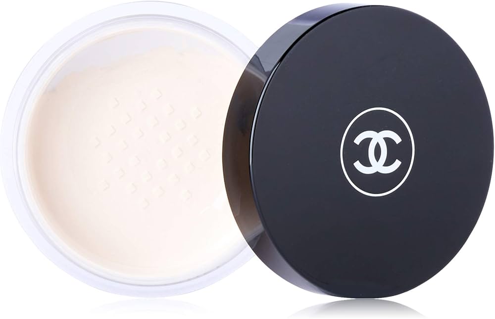 Amazon.com : Poudre Universelle Libre - 20 Clair by Chanel for