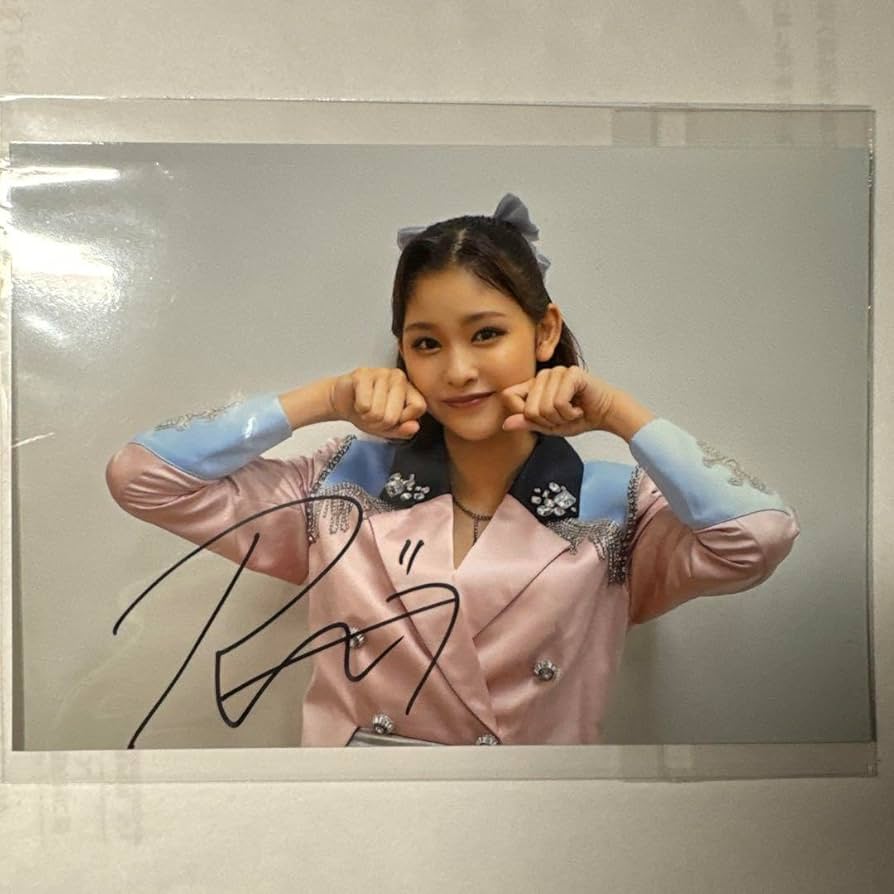 Amazon.co.jp: ME:I 石井蘭 直筆サインフォト : おもちゃ