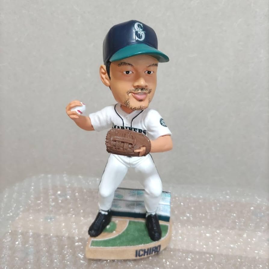 Amazon.co.jp: FOREVER 5000体 イチロー バブルヘッド ボブルヘッド