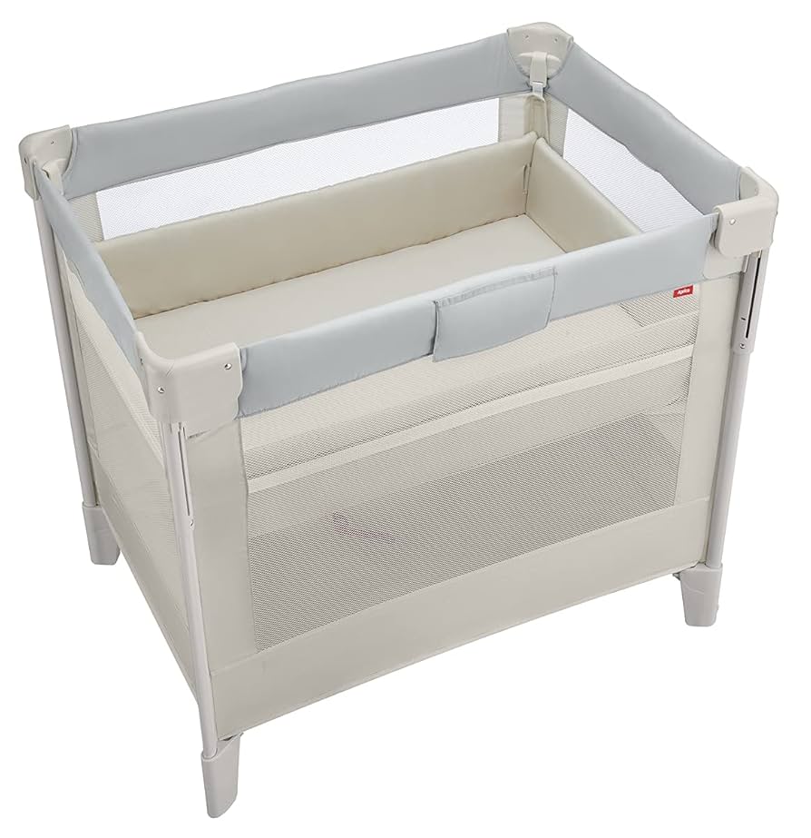 ひまわり未使用保管品✨アップリカ ココネルエアーミルクホワイト