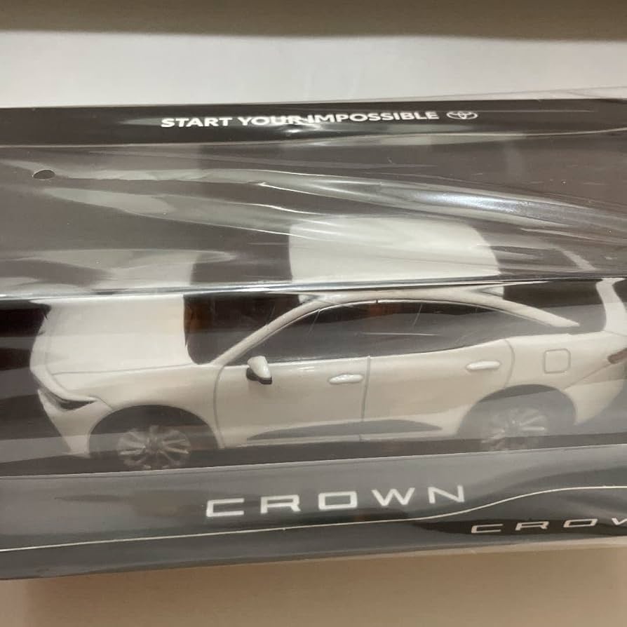 Amazon | トヨタ 新型クラウン 1/30 ミニカー カラーサンプル