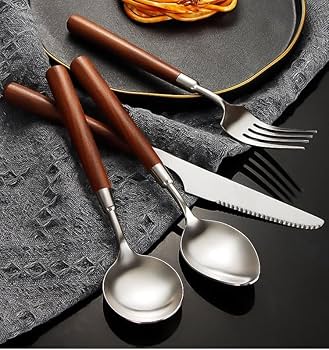 Amazon｜銀食器セット木製ハンドルカトラリーセット 304 ステンレス鋼