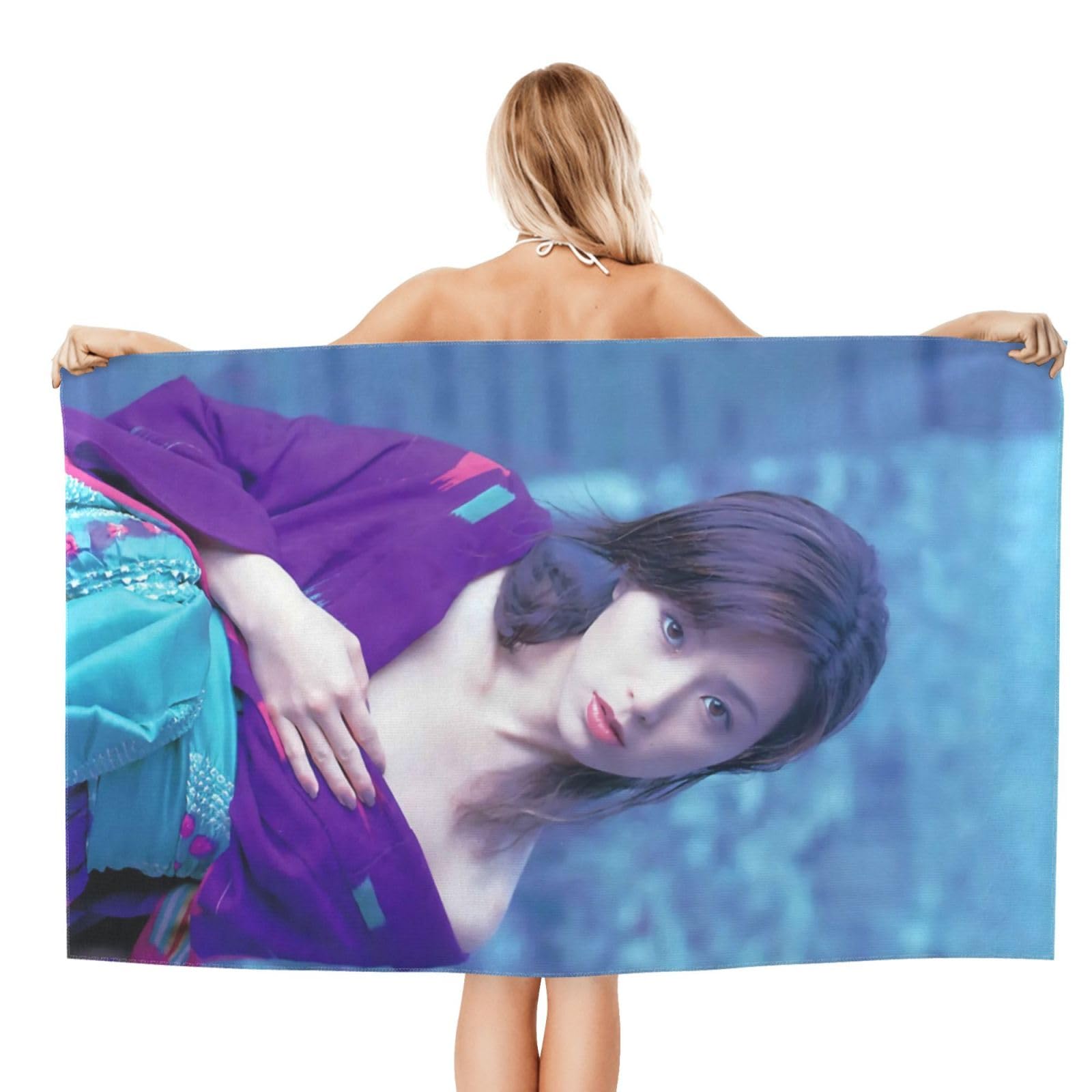 Amazon｜酒井法子1 ビーチタオル 3dプリントされたオシャレ カラフル