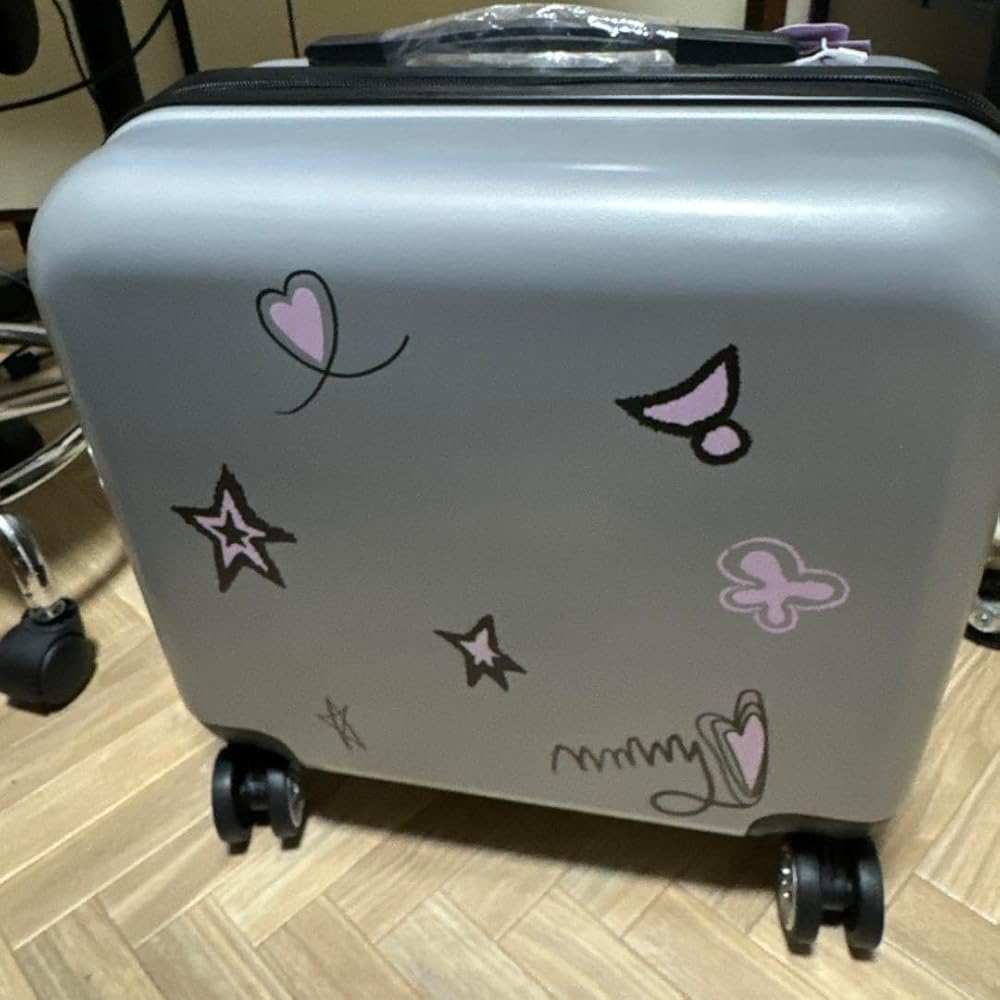 Amazon | aespa スーツケース 本体 カリナ ウィンター ジゼル ニンニン