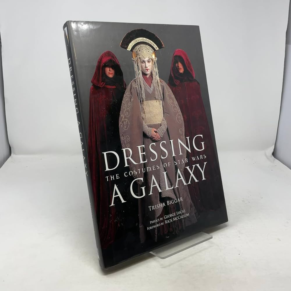 Amazon.com: Dressing a Galaxy: The Costumes of Star Wars