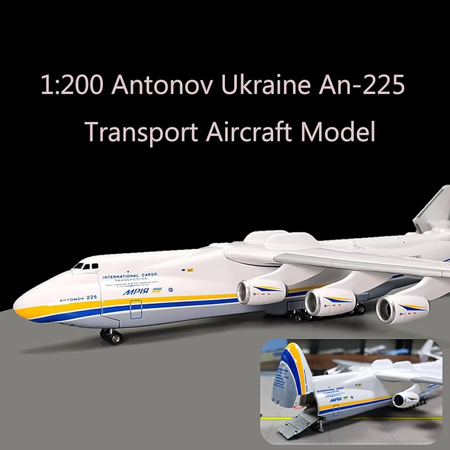 Amazon.com: 1:200 Antonov An-225 Mriya Large Transport Airplane