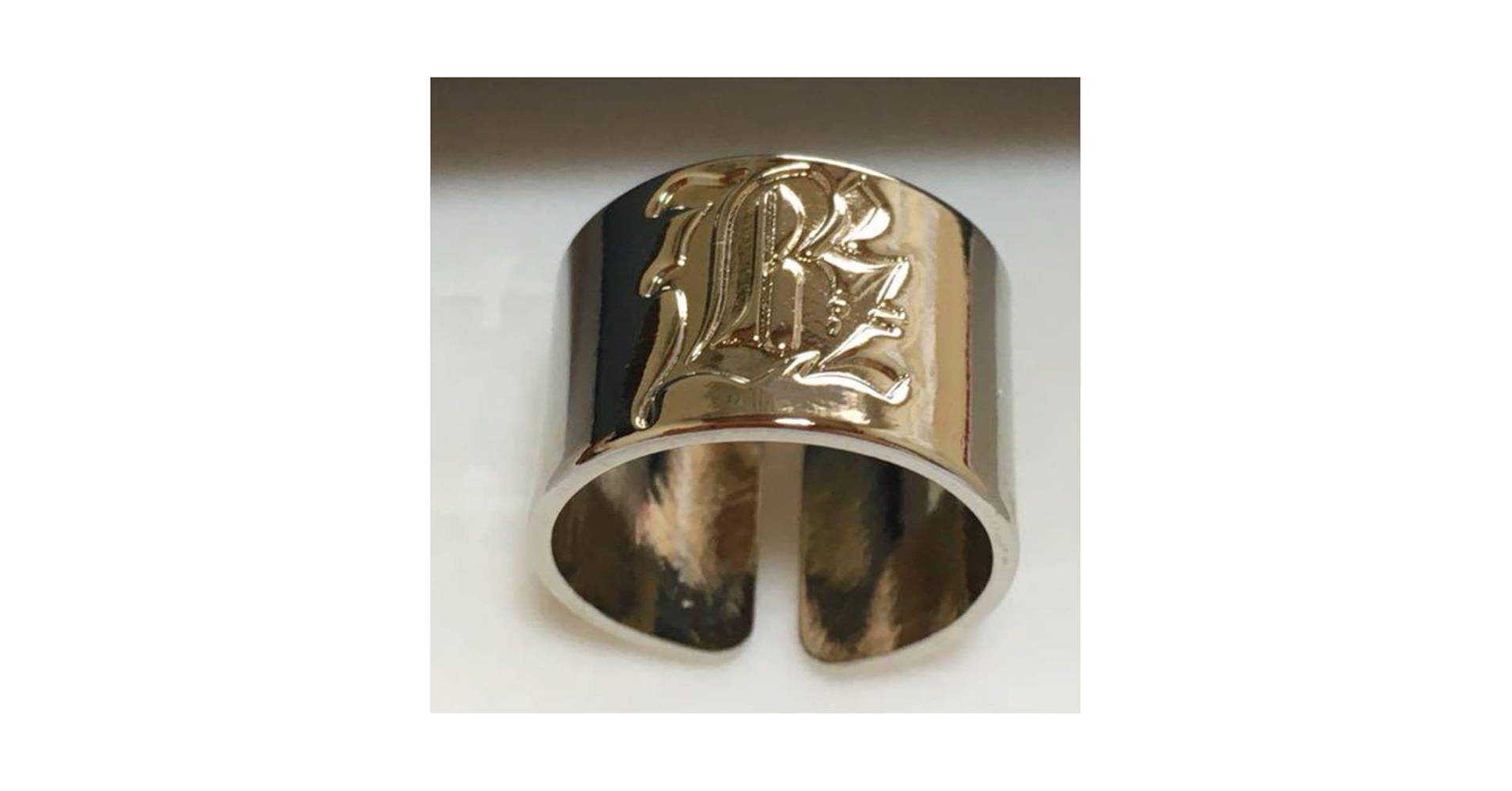 B'z オリジナルB'zロゴ ファッションリング B'z オリジナルB'zロゴ