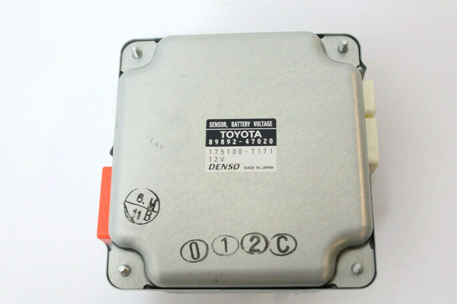 Amazon | TOYOTA (トヨタ) 純正部品 バッテリボルテージ センサ 品番