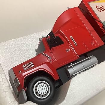 Amazon.co.jp: コカコーラ トレーラー ラジコン 1:32 2006年限定1,000