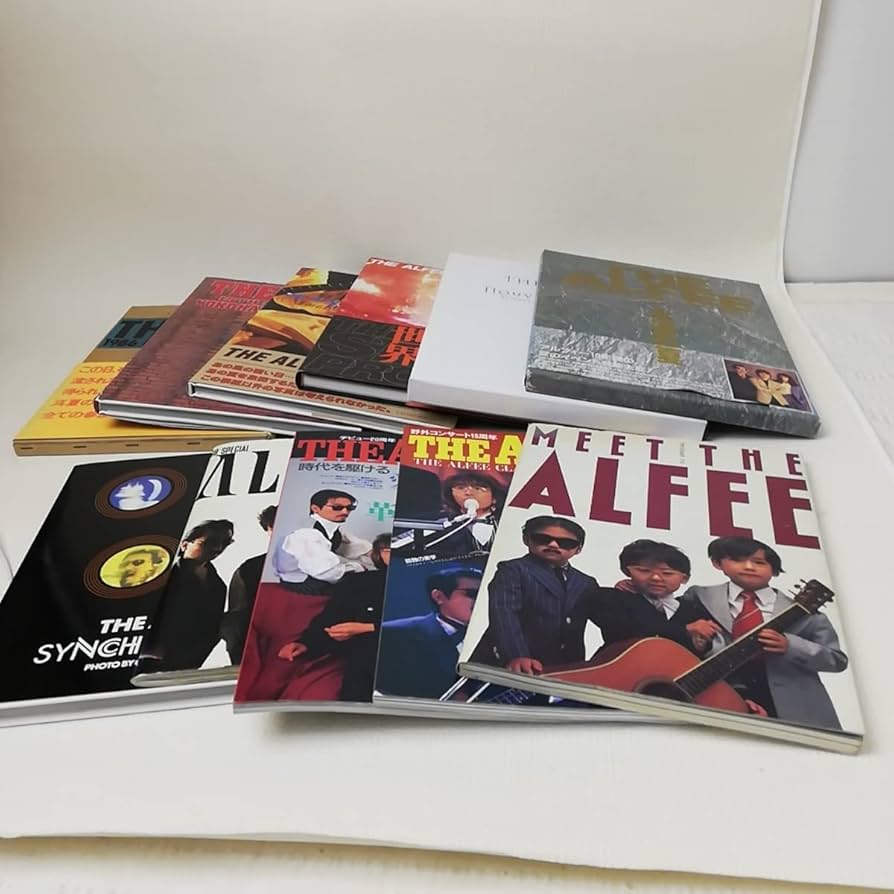 Amazon.co.jp: THE ALFEE 写真集 アルフィー 11冊セット 15周年 20周年