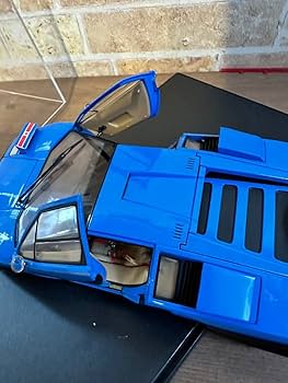 Amazon | 京商 1/18 ランボルギーニ カウンタック LP500S WW ブルー