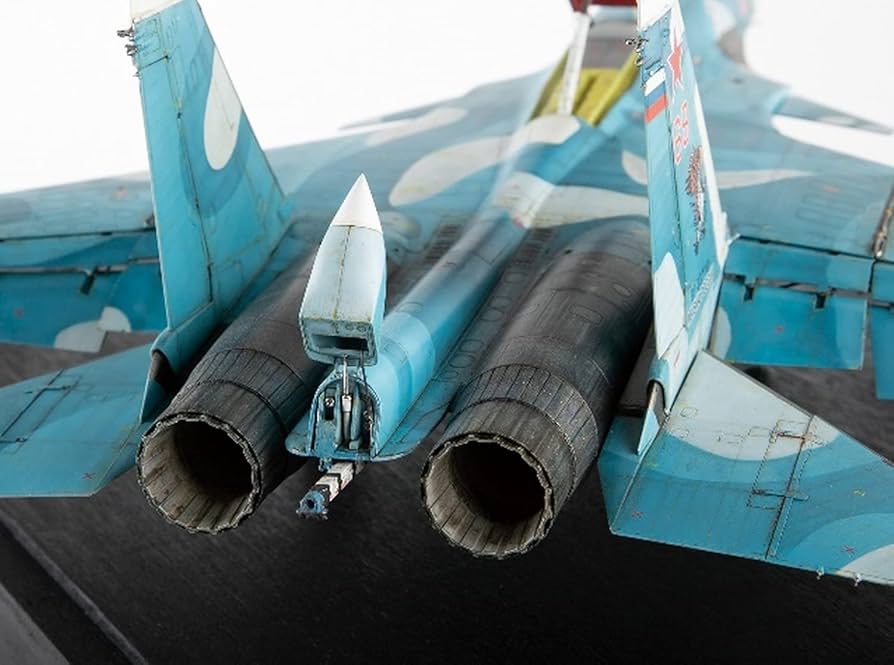 Amazon | ミニベース 1/48 ロシア海軍 Su-33 フランカーD 艦上戦闘機