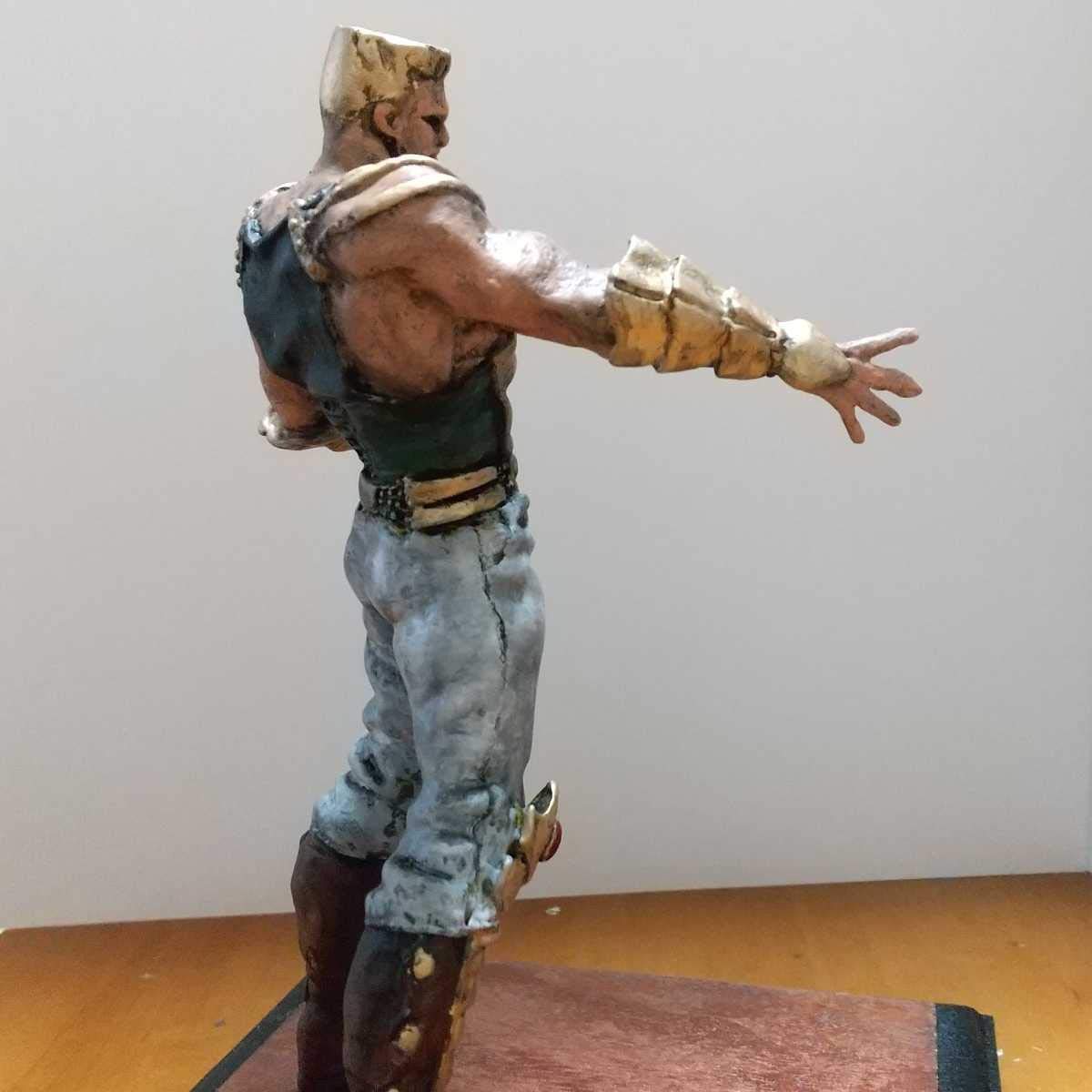 Amazon.co.jp: 北斗の拳ガレージキット完成品 ファルコ : おもちゃ