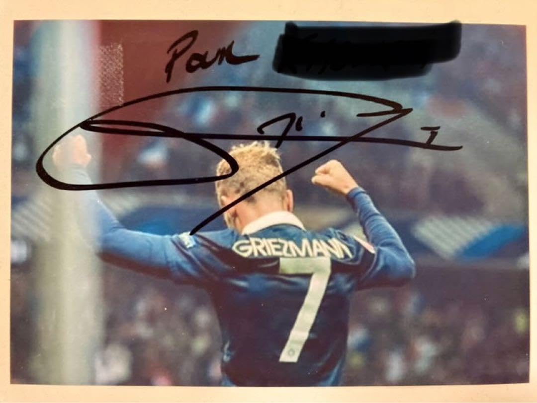 Amazon.co.jp: アントワーヌ・グリーズマン 直筆サイン入り フォト L判