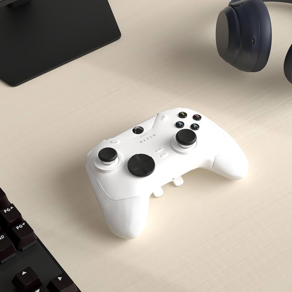 Razer Wolverine V2 Chroma Wired Gaming Pro Controller for Xbox