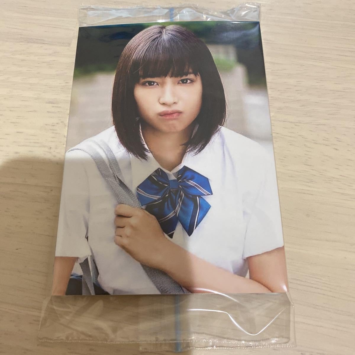 Amazon.co.jp: 広瀬すず25枚 L判 写真 レア まとめ a5 : ホーム＆キッチン