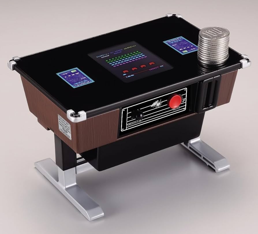 Amazon.co.jp: タカラトミーアーツ スペースインベーダー テーブル筐