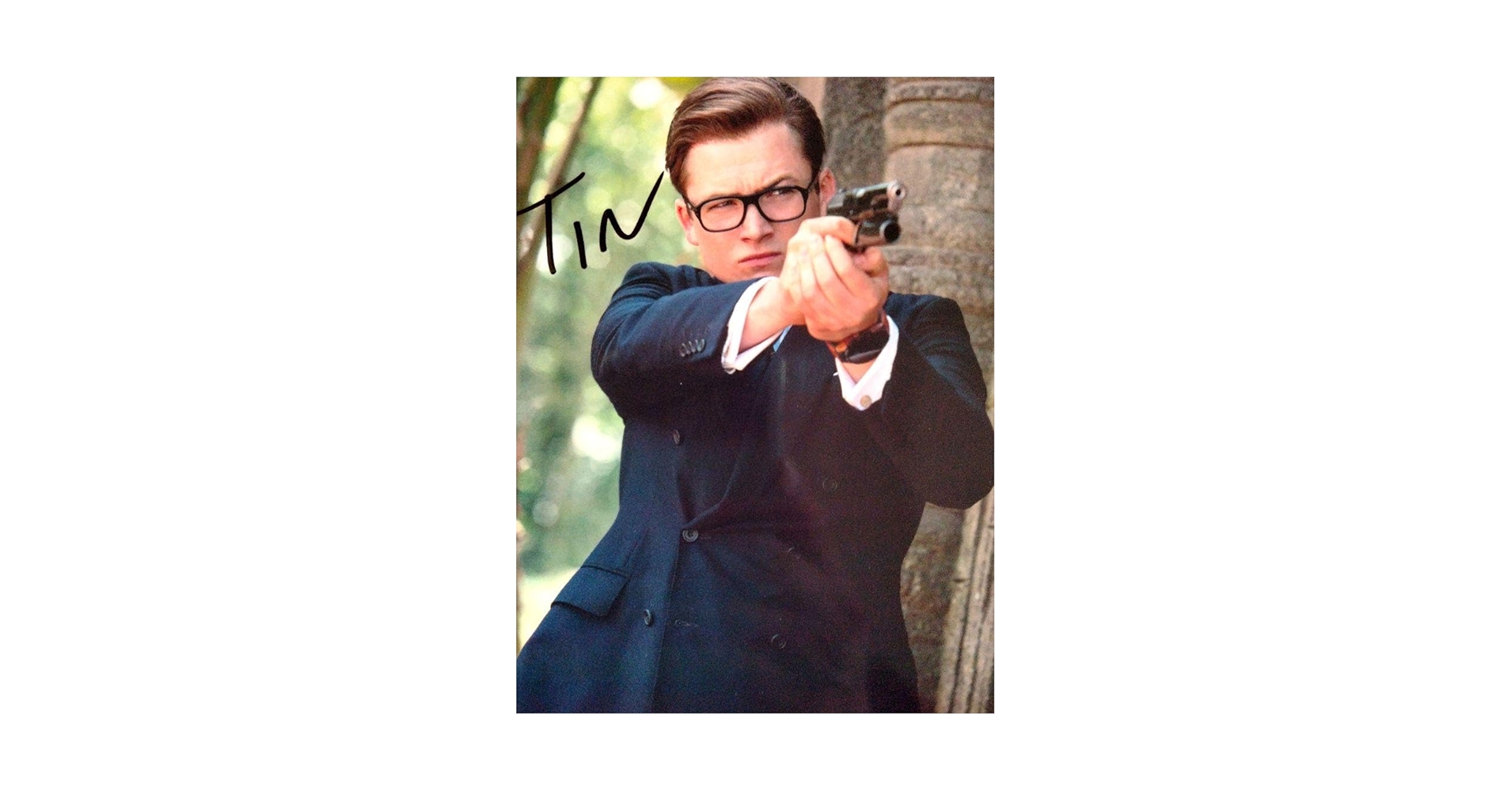 タロン・エガートン 証明書付き 直筆サイン入りフォト ロケットマン