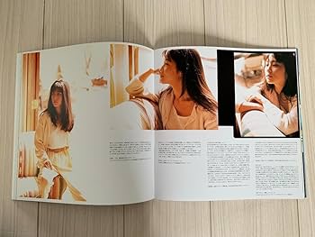 Amazon.co.jp: ZARD ARTIST FILE 坂井泉水 写真集 : おもちゃ