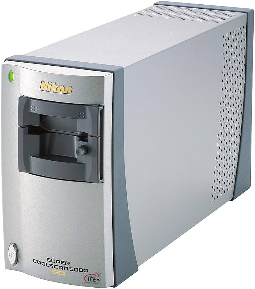 Amazon | Nikon Super CoolScan 5000 EDフィルムスキャナー。 | Nikon