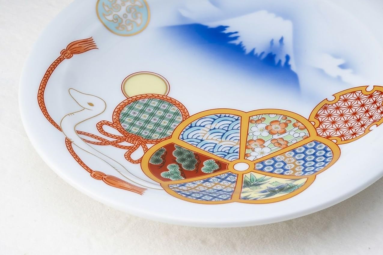 Amazon.co.jp: 深川製磁 有田焼 干支 皿 巳 富士に黄金蛇吉祥紋 縁起皿