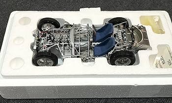 Amazon | CMC 1/18 マセラティティーポ 61バードゲージシャーシモデル