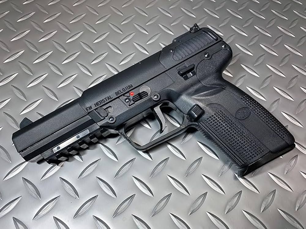 Amazon.co.jp: MARUSHIN マルシン FN5-7 ファイブセブン CO2ガスブロー