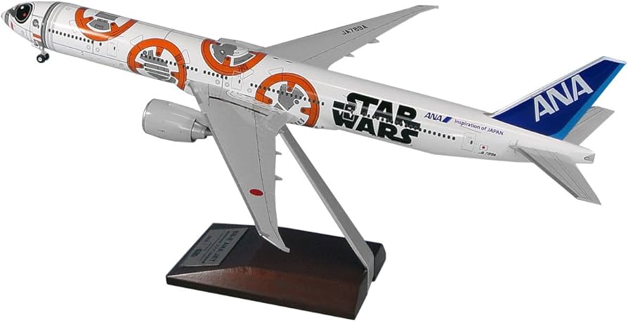 Amazon.co.jp: 全日空商事 1/200 B777-300ER JA789A BB-8 ANA JET