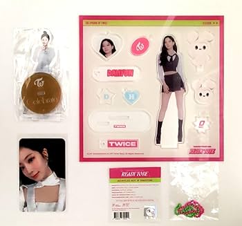 Amazon.co.jp: TWICE ダヒョンちゃん アクスタセット : おもちゃ