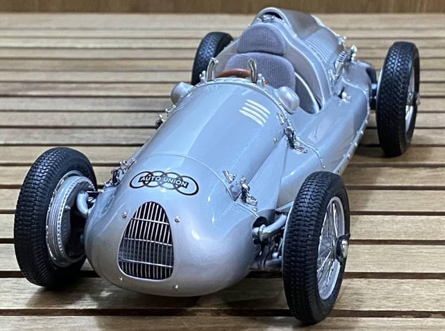 Amazon | CMC 1/18 Auto Union Type D 1938 2986cc V12 ◇ アウト