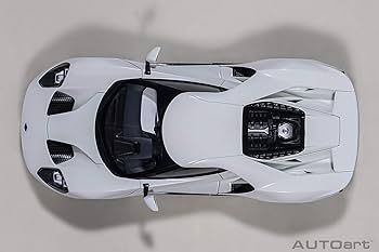 Amazon.co.jp: AUTOart 1/18 フォード GT 2017 ホワイト 完成品 : おもちゃ