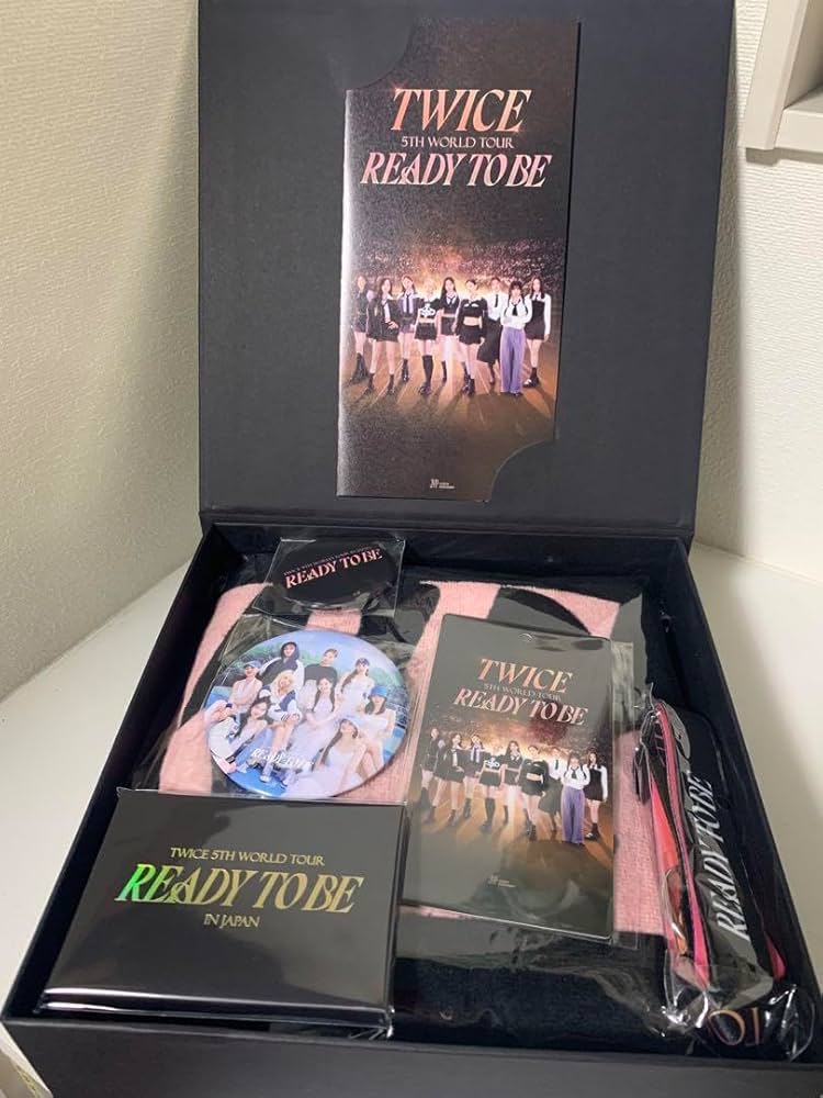 Amazon.co.jp: twice アップグレード席 グッズ ready to be : ホーム