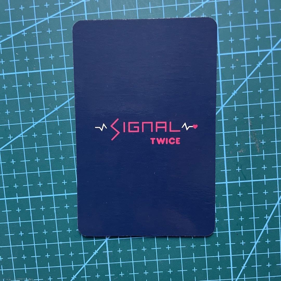 Amazon.co.jp: TWICE ジヒョ SIGNAL 事前収録 サノク 特典 トレカ