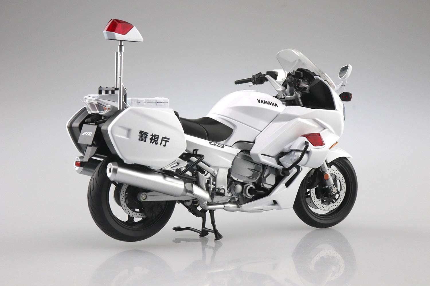 Amazon.com: Aoshima 1/12 Scale FJR1300P Police Motorcycle