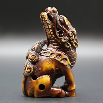 Amazon.co.jp: 獅子根付広之作腰提印籠彫刻時代物提げ物置物在銘古い古