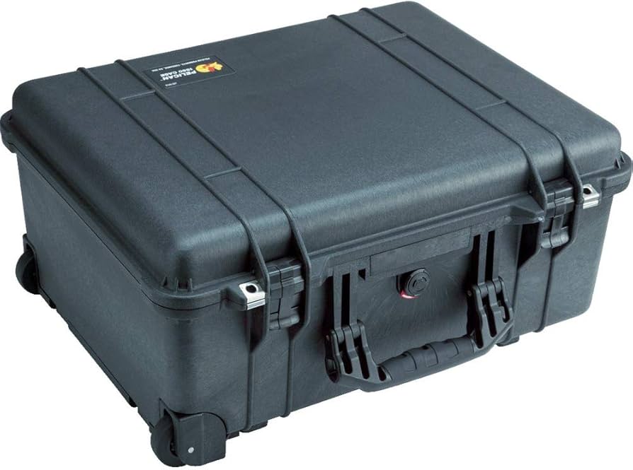 Amazon.com: Pelican 1560 Case With Foam (Black) : Sports & Outdoors