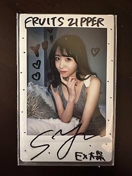 Amazon.co.jp: 櫻井優衣 サイン入りチェキ : おもちゃ