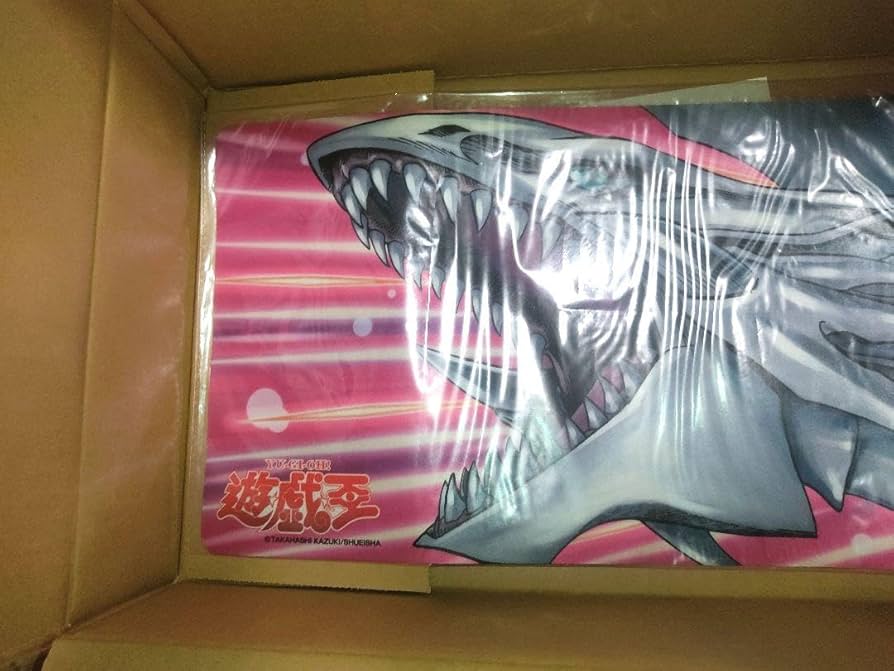 Amazon | 遊 戯 王プレイマット wj50周年展ジャンプ展限定 青眼の白龍