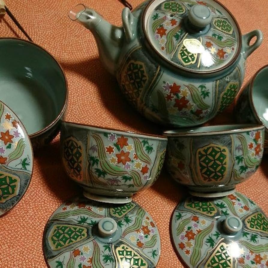 Amazon.co.jp: 昔の有田焼！急須！蓋付き湯飲み茶碗4個セット