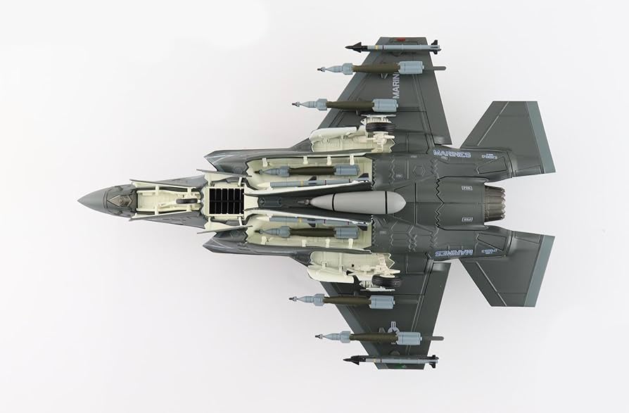 Amazon | HOBBY MASTER 1/72 F-35B ライトニングII VMFA-214 ブラック